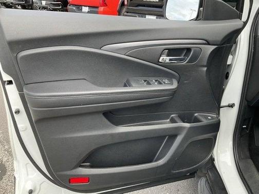 2021 Honda Passport 2WD Sport