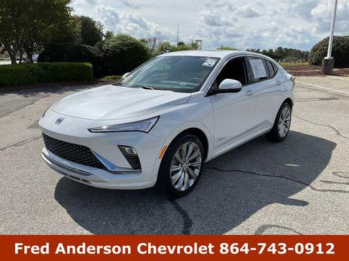 White Frost Tricoat 2024 Buick Envista Avenir FWD