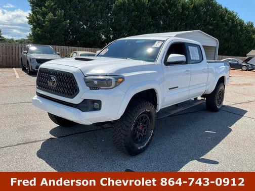 Super White 2018 Toyota Tacoma TRD Sport