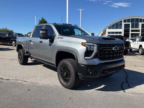 Sterling Gray Metallic 2024 Chevrolet Silverado 2500 4WD Crew Cab Standard Bed ZR2