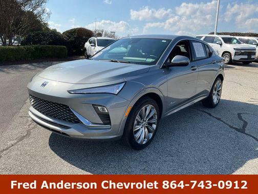 Moonstone Gray Metallic 2026 Buick Envista Avenir FWD