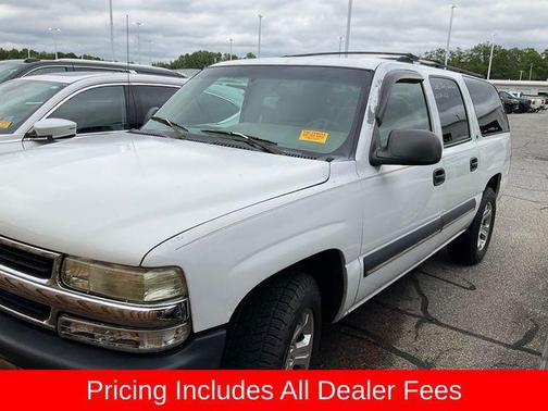 Summit White 2002 Chevrolet Suburban 1500 LS