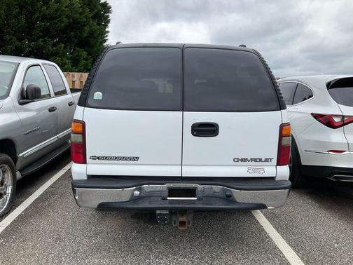 Summit White 2002 Chevrolet Suburban 1500 LS