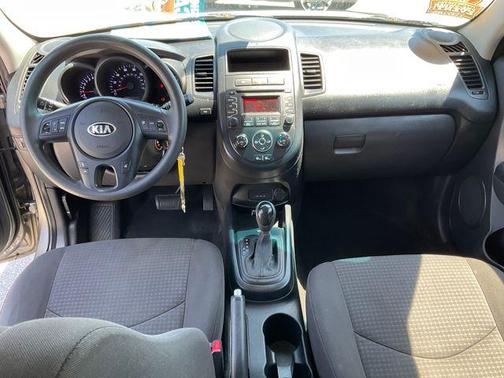 Titanium Pearl Metallic 2013 Kia Soul Base