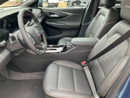 Ocean Blue Metallic 2026 Buick Envista Avenir FWD