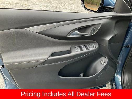 Ocean Blue Metallic 2026 Buick Envista Avenir FWD