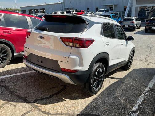 Summit White 2021 Chevrolet Trailblazer LT