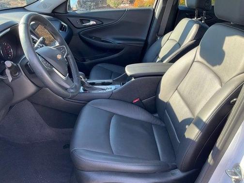 2023 Chevrolet Malibu FWD 2LT