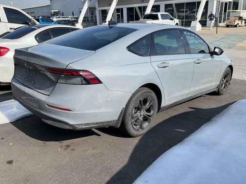 2025 Honda Accord Sport SE 1.5T