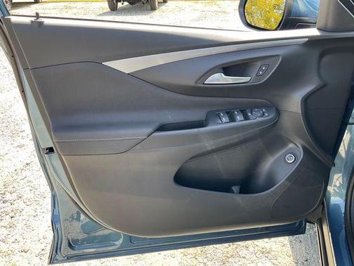 Ocean Blue Metallic 2026 Buick Envista Preferred FWD