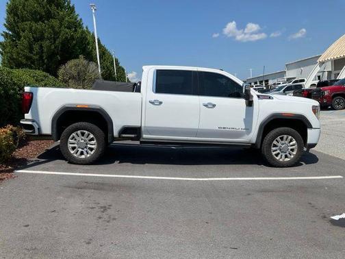 Summit White 2022 GMC Sierra 2500 Denali