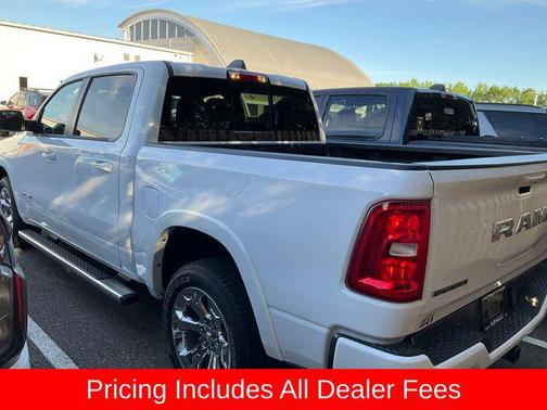 Bright White Clearcoat 2025 RAM 1500 Big Horn/Lone Star