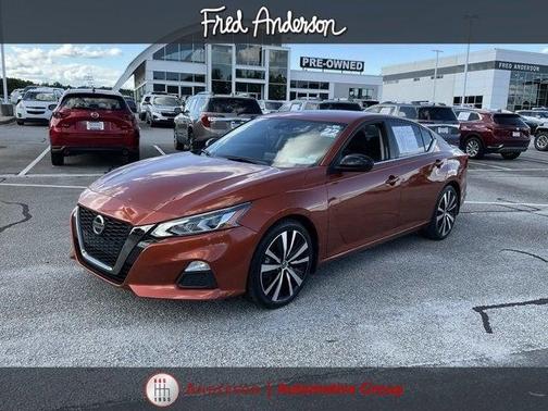 2022 Nissan Altima SR FWD