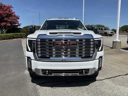 2025 GMC Sierra 2500 Denali