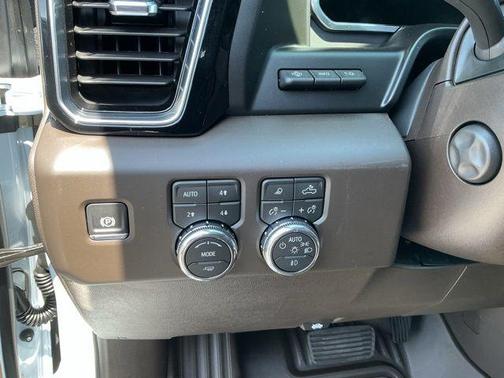 Glacier White Tricoat 2026 GMC Sierra 1500 Denali