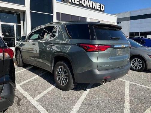 2023 Chevrolet Traverse LT Leather