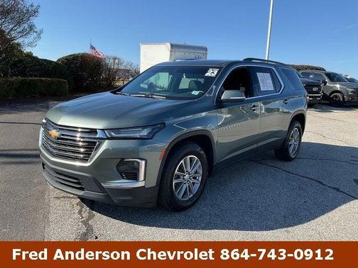 2023 Chevrolet Traverse LT Leather