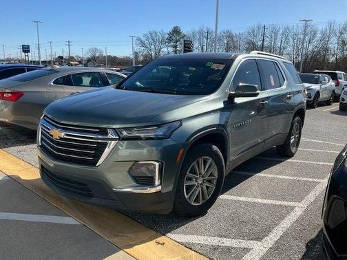 2023 Chevrolet Traverse LT Leather