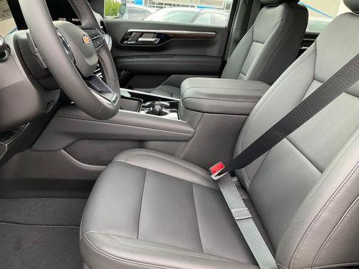 Summit White 2026 Chevrolet Tahoe LT