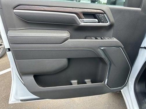 2025 GMC Sierra 2500 SLT