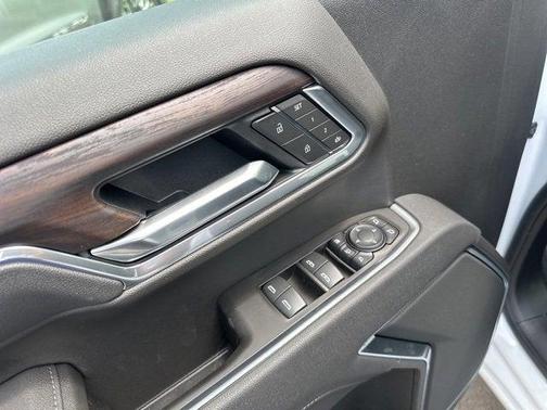 2025 GMC Sierra 2500 SLT