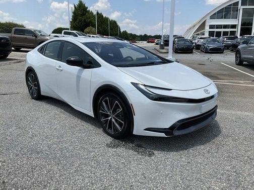 2024 Toyota Prius XLE