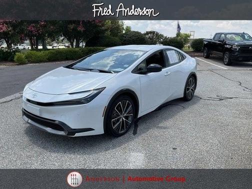 2024 Toyota Prius XLE