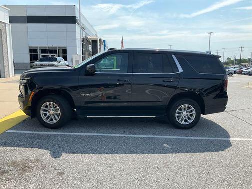 Black 2025 Chevrolet Tahoe LT