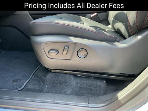 Sterling Gray Metallic 2026 Chevrolet Traverse AWD Z71