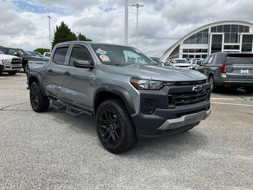 Sterling Gray Metallic 2025 Chevrolet Colorado Trail Boss