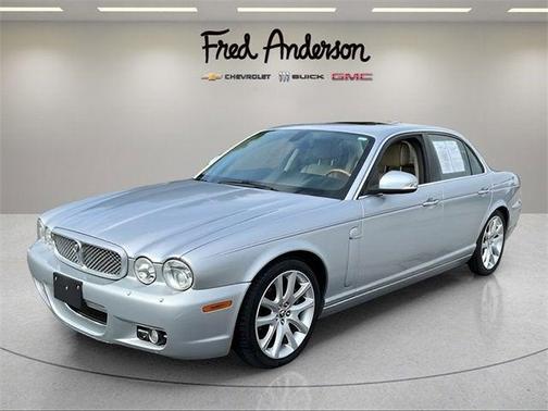 2008 Jaguar XJ Base