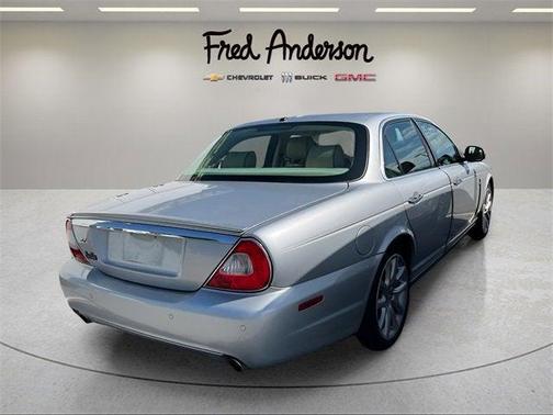 2008 Jaguar XJ Base