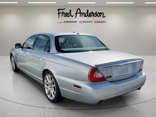 2008 Jaguar XJ Base