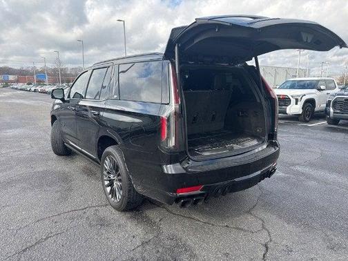 2023 Cadillac Escalade V-Series