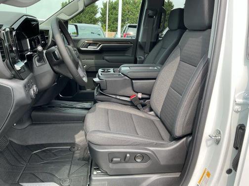 Summit White 2026 Chevrolet Silverado 1500 RST