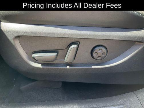 Radiant White 2025 INFINITI QX55 LUXE