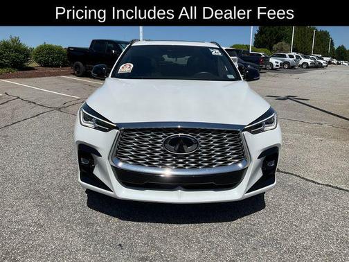 Radiant White 2025 INFINITI QX55 LUXE