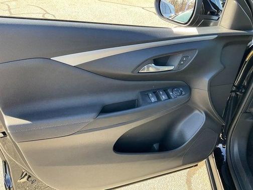 2025 Buick Envista Preferred FWD