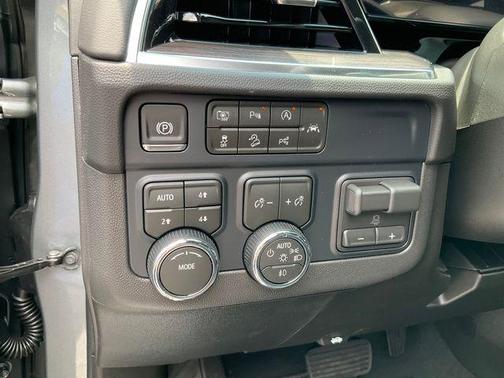 Sterling Gray Metallic 2026 Chevrolet Tahoe LT