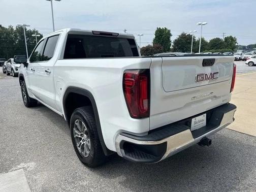 Summit White 2024 GMC Sierra 1500 SLT
