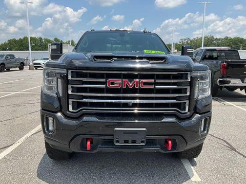 Onyx Black 2023 GMC Sierra 2500 AT4