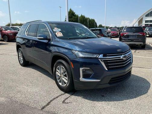 Northsky Blue Metallic 2023 Chevrolet Traverse LT Cloth