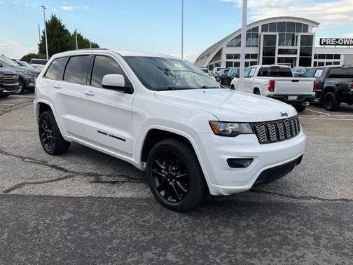 2018 Jeep Grand Cherokee Altitude