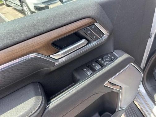 2025 Chevrolet Silverado 3500 High Country