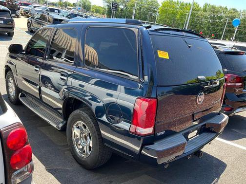 Blue Chip 2005 Cadillac Escalade Base