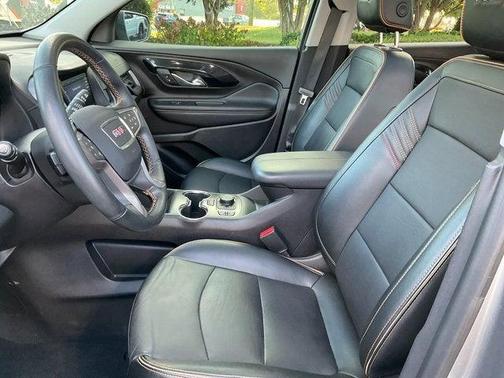 2024 GMC Terrain AWD AT4