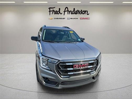 2024 GMC Terrain AWD AT4