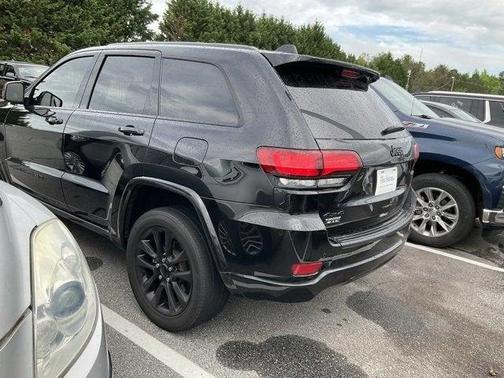 2022 Jeep Grand Cherokee Laredo