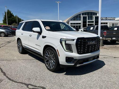 White Frost Tricoat 2025 GMC Yukon Denali Ultimate