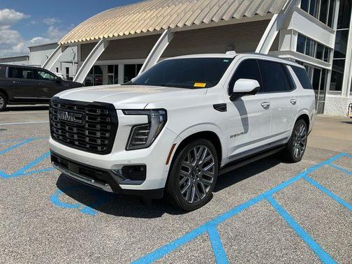 White Frost Tricoat 2025 GMC Yukon Denali Ultimate